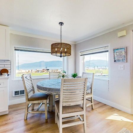 Erikson Beach House Bow Exteriör bild